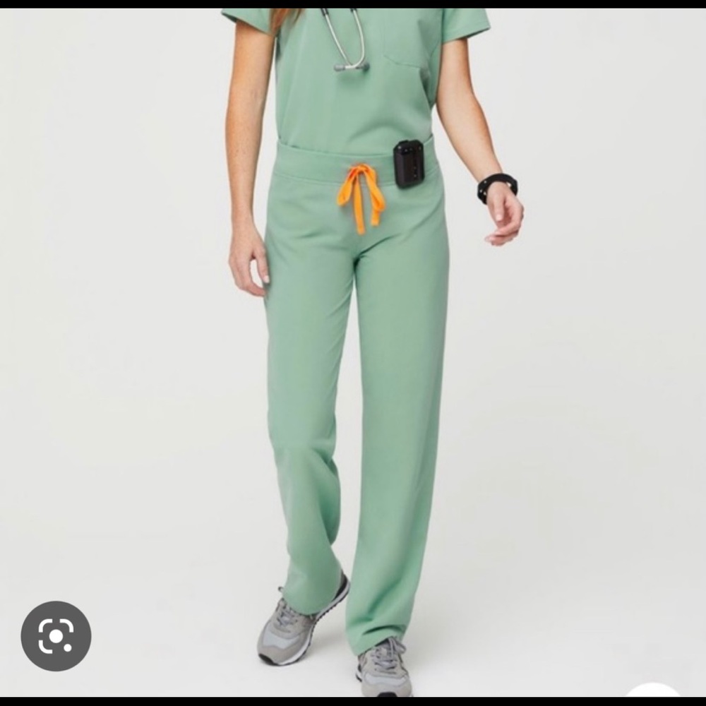 Figs jade scrub pants